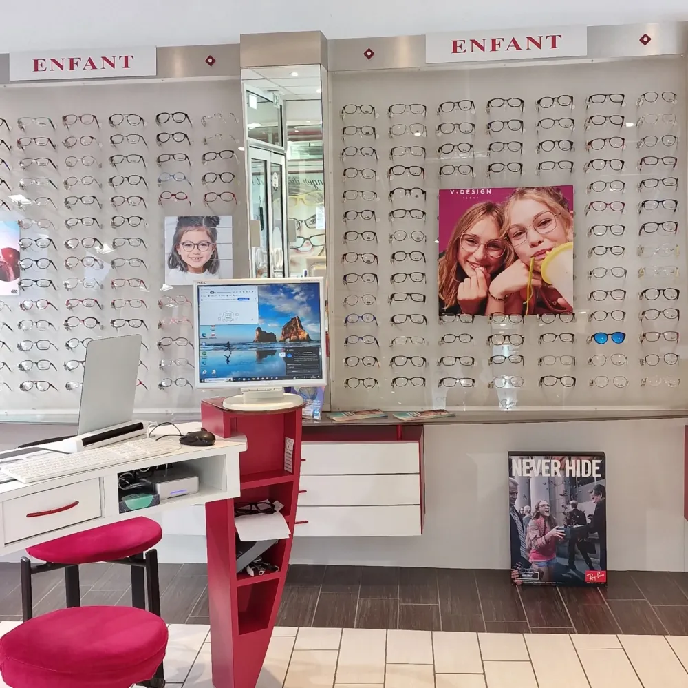 Intérieur Optique Bonnières (1webp